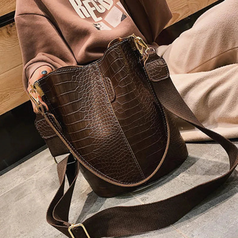 CROC MUSE | Crocodile Crossbody Bag